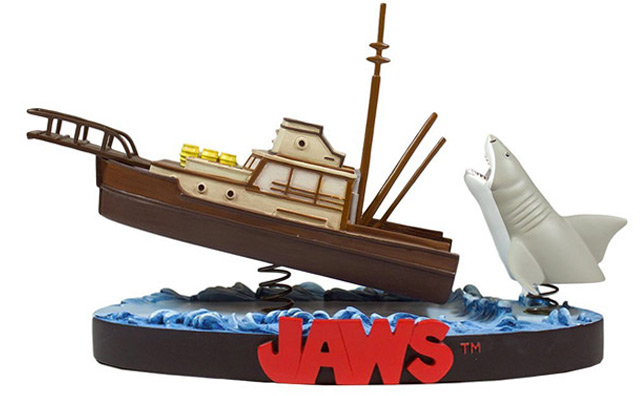 Jaws Orca Attack Premium Motion Statue