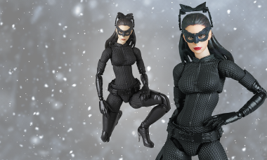 Miracle Catwoman Mafex Action Figure