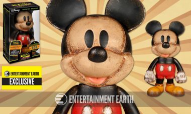 Plucky Mickey Mouse Goes Vintage as Exclusive Hikari Sofubi Vinyl Figure