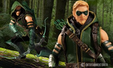 Take Notes, Katniss: World’s Best Archer Hits the Mark as Green Arrow One:12 Action Figure
