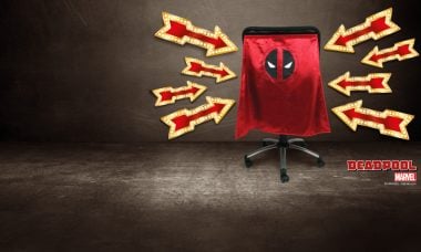 New Entertainment Earth Deadpool Chair Cape™