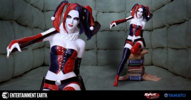 Harley Quinn is Hitting the Books in New Variant Resin Statue