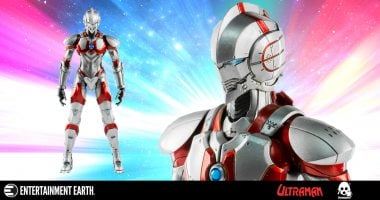 Japan’s Greatest Hero, Ultraman, Stands Tall in this 1:6 Scale Action Figure