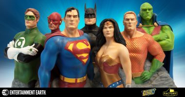 Aspire to Superheroic Greatness with This Limited Edition Alex Ross Fine Art Sculpture