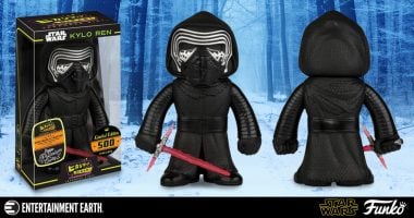The Dark Side Has Made Kylo Ren Soft in This Extremely Limited Figure