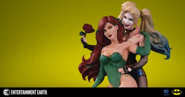 Feel the Love with the DC Designer Series Harley Quinn and Poison Ivy by Emanuela Lupacchino Statue